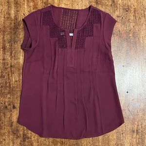 Daniel Rainn estefany lace detail split neck blouse xsp